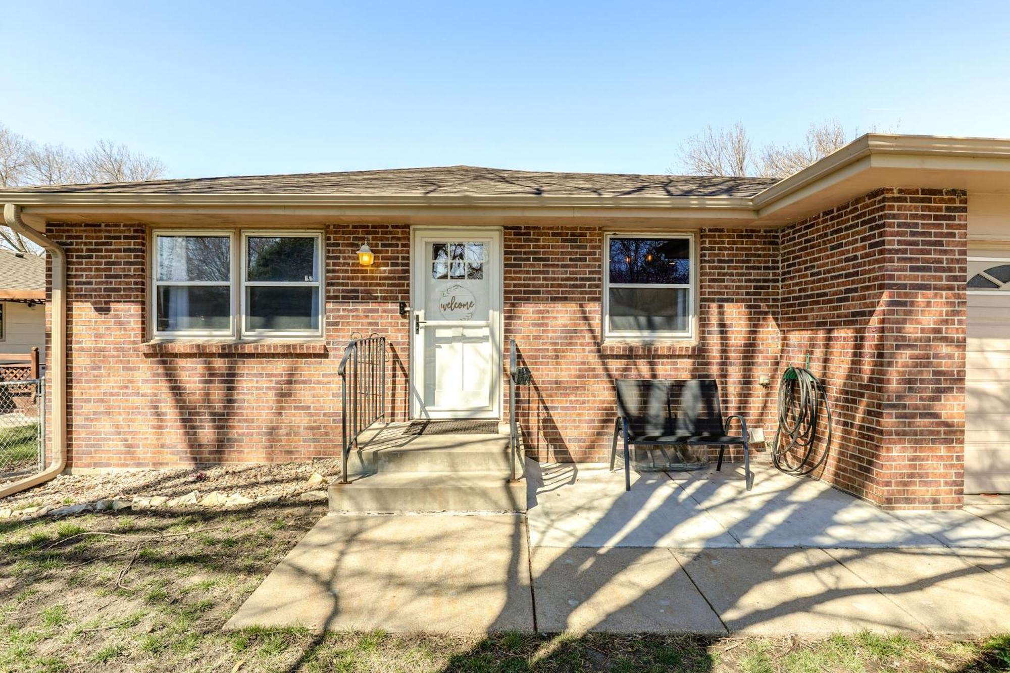 Family-Friendly Lincoln Home With Sandbox And Grill! Exterior foto