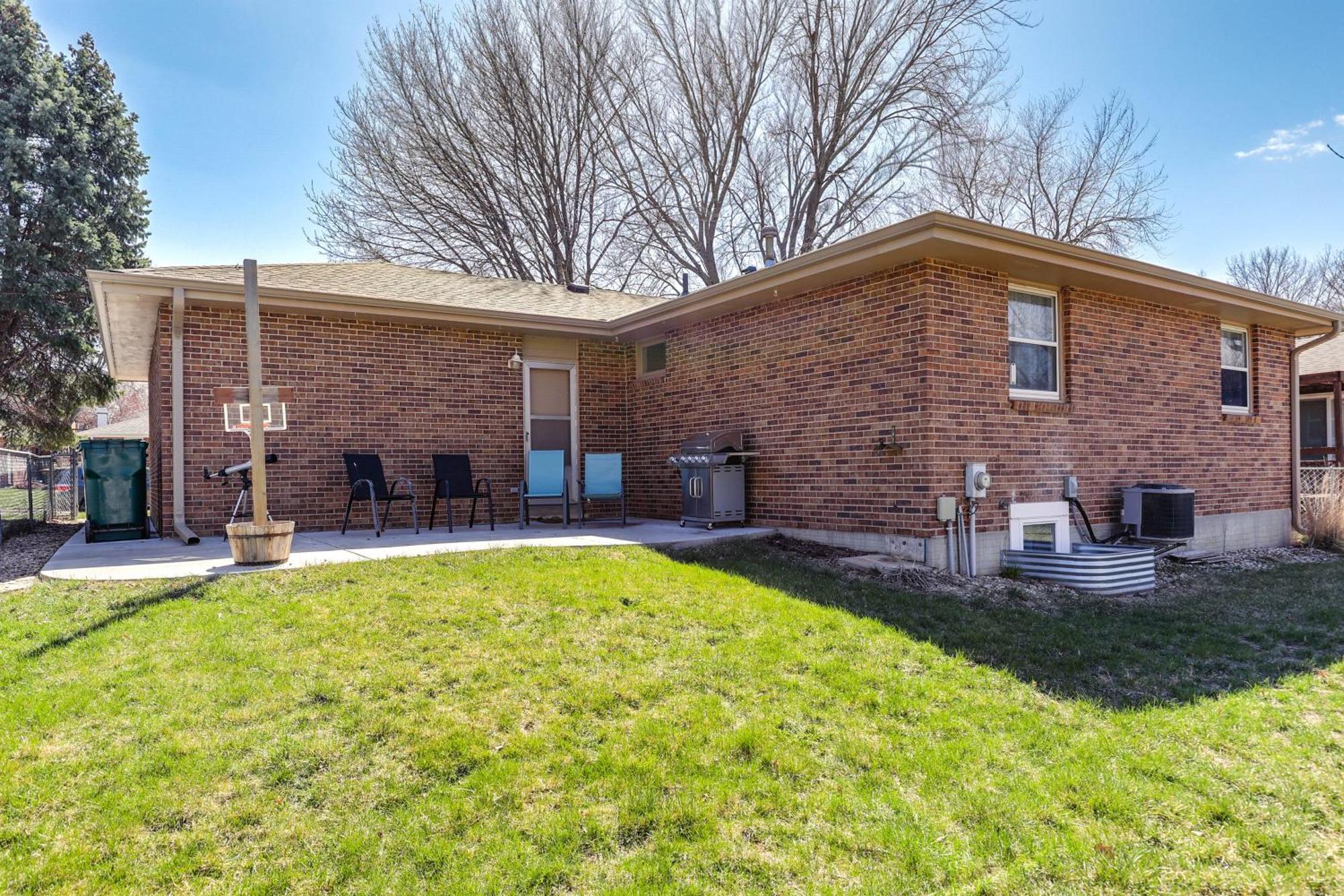 Family-Friendly Lincoln Home With Sandbox And Grill! Exterior foto